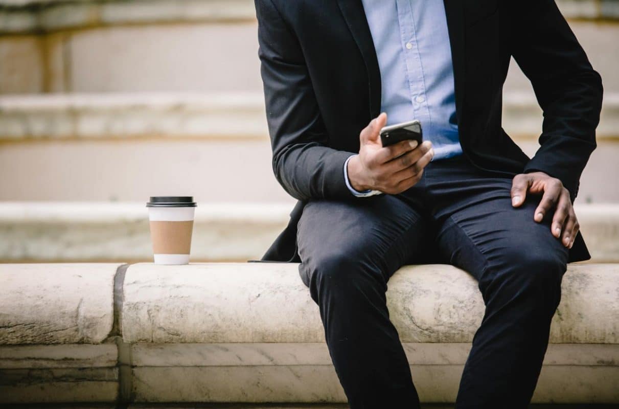 Cómo lograr un outfit semi formal para hombre