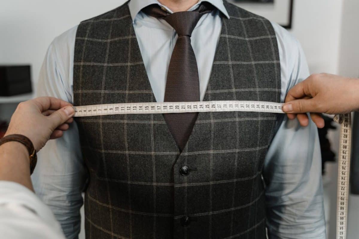 Por qué elegir un traje a la medida